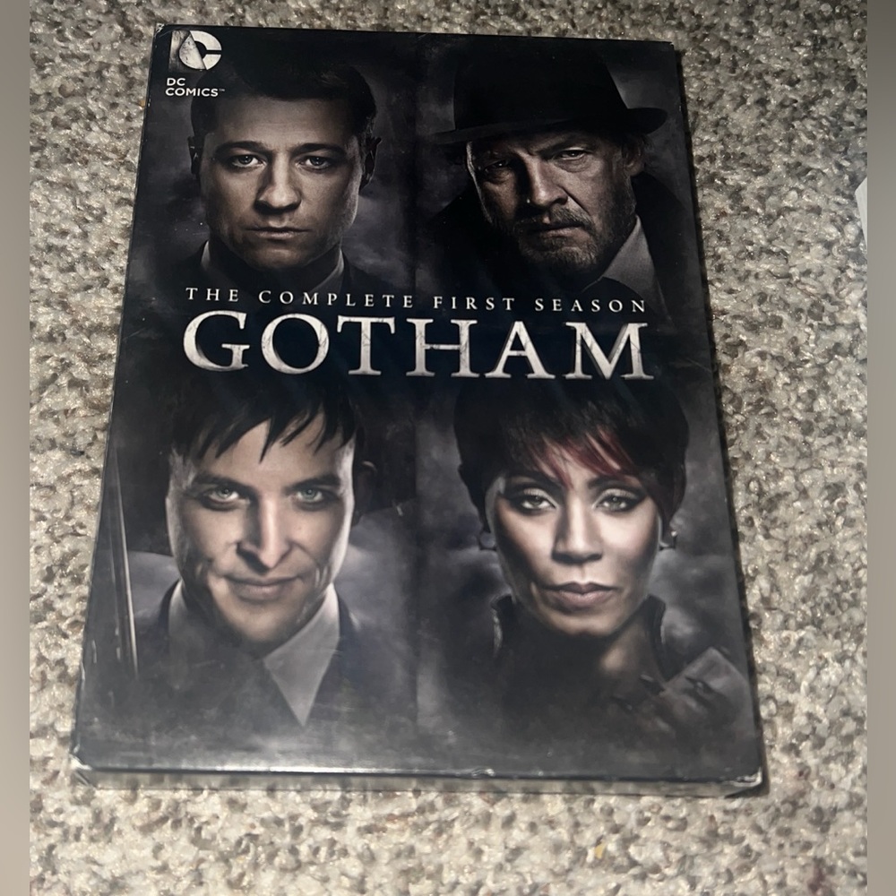 Gotham: The Complete First Season DVD